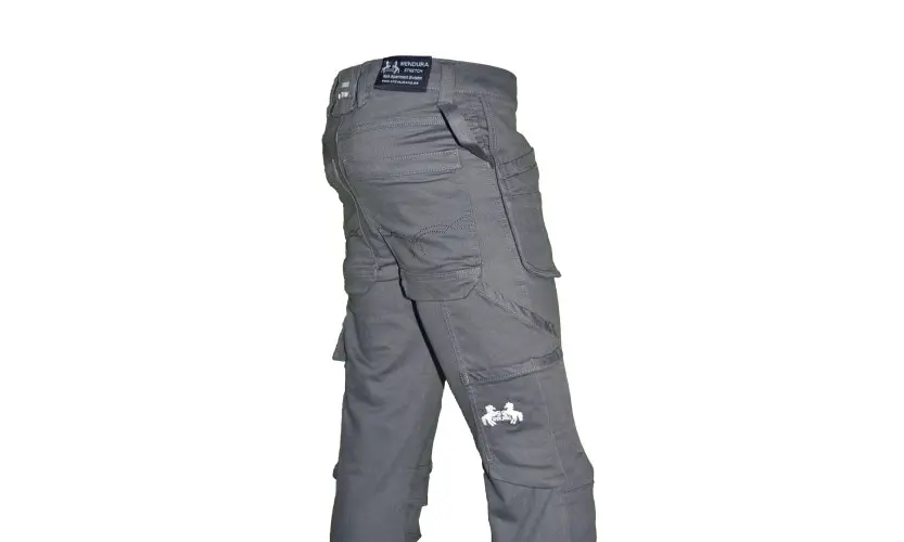 steve_jeans_3.webp